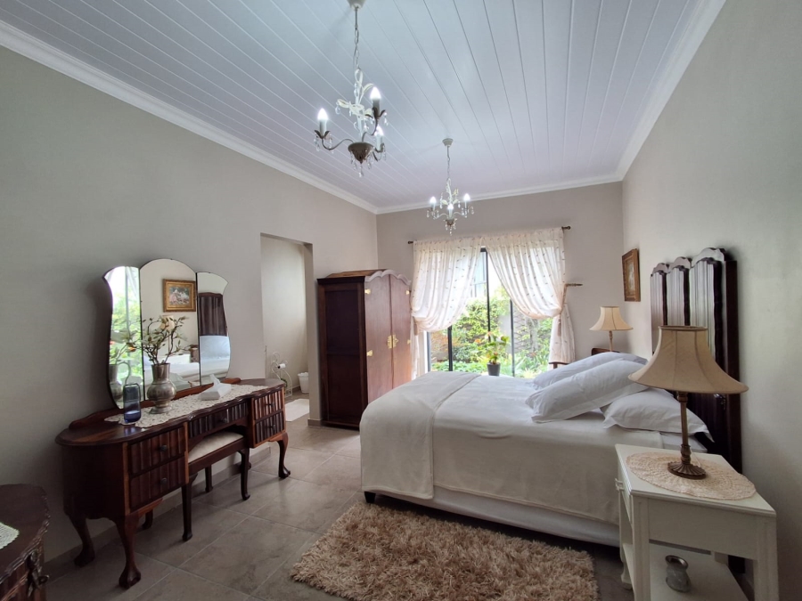 3 Bedroom Property for Sale in Stilbaai Wes Western Cape